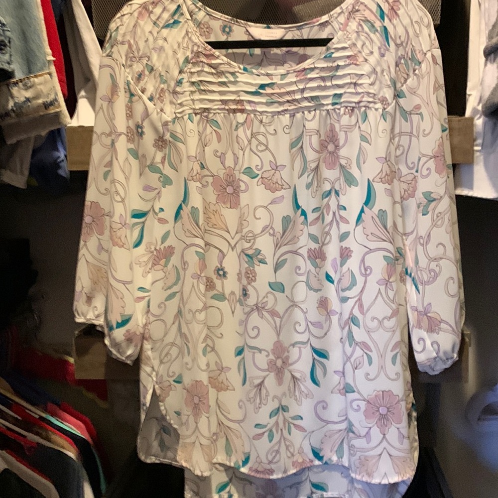 Lauren Conrad. Size XL blouse floral print.
